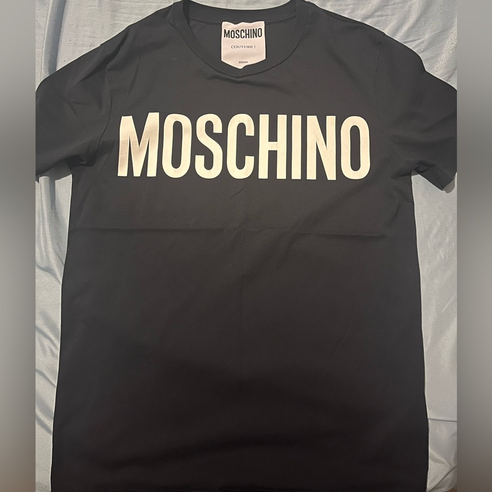 Moschino Tshirt